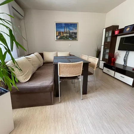 Appartement George Burgas Stad